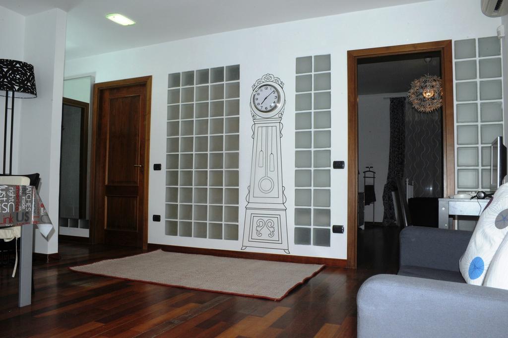 Apartment Oltremarestudios Naples Room photo